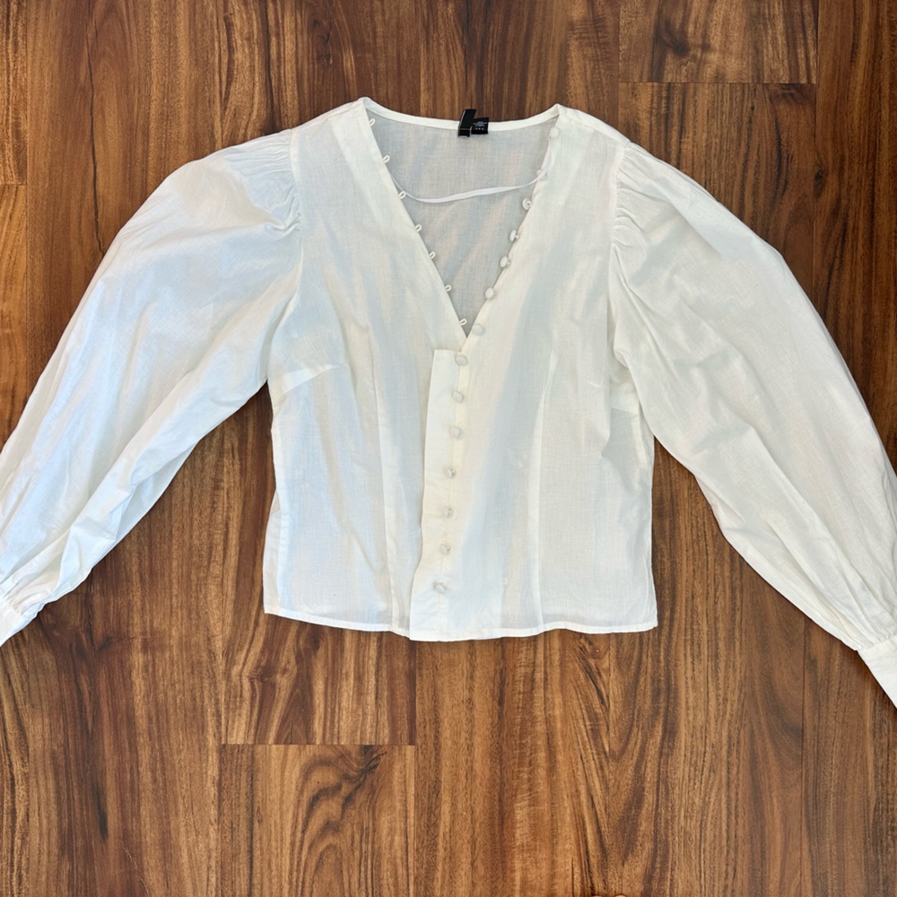 Brand new Vero Moda white blouse